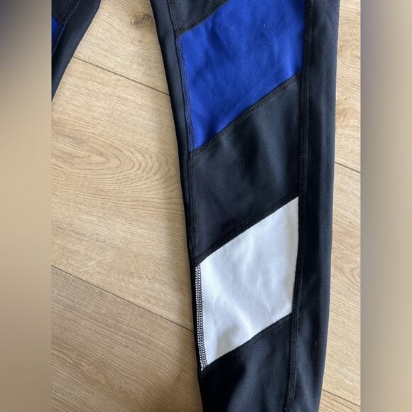 90 degrees leggings. Size xs - Picture 3 of 6